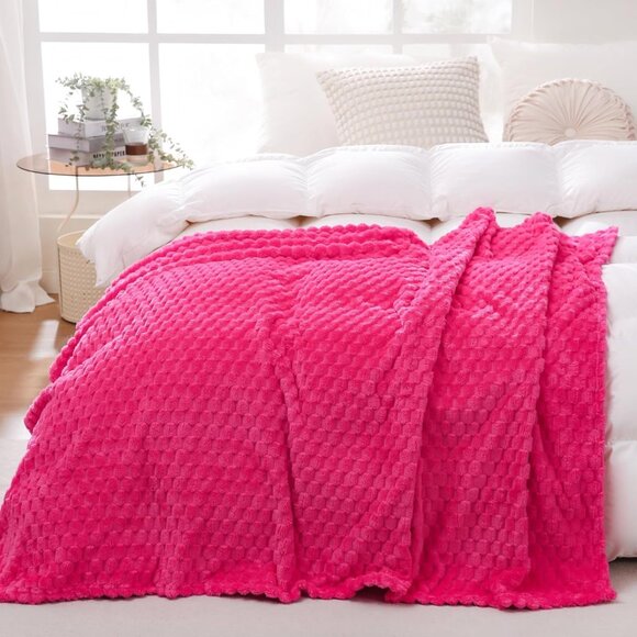 Hot Pink Throw Blanket 50"×60" Soft Plush Cozy Blanket - Picture 4 of 8